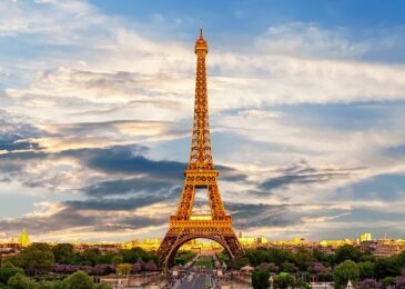 8 Best Eiffel Tower Tourism Tips